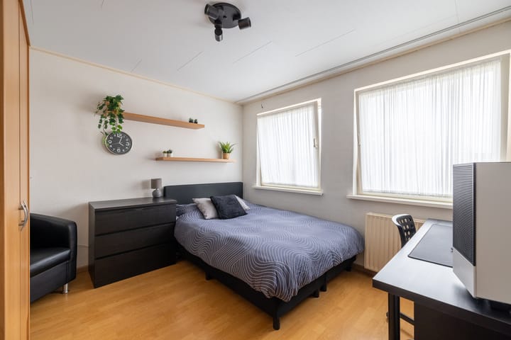 Foto 42 van Hamalandstraat 15