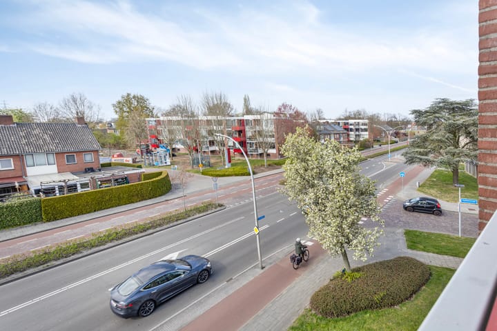 Foto 15 van Bonairestraat 12