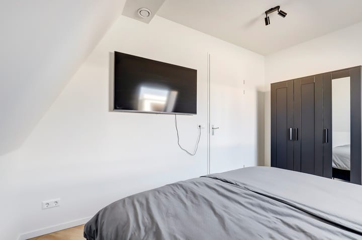 Photo 11 of Sint Adriaanstraat 7-C