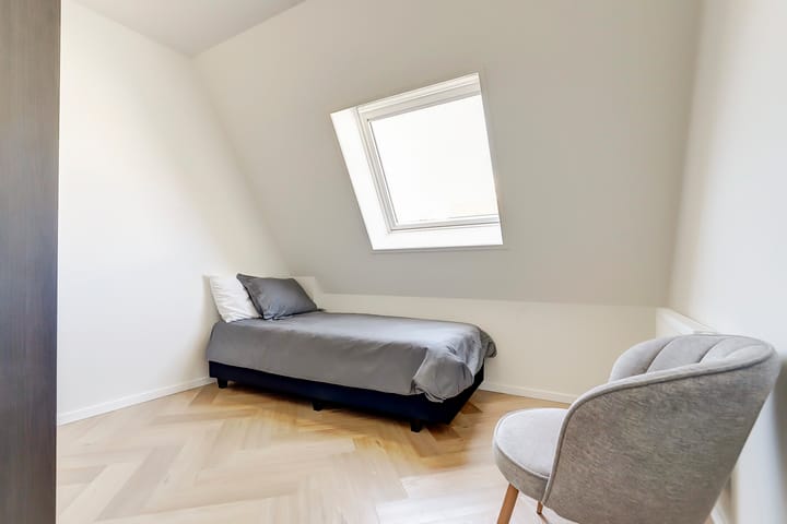 Photo 12 of Sint Adriaanstraat 7-C