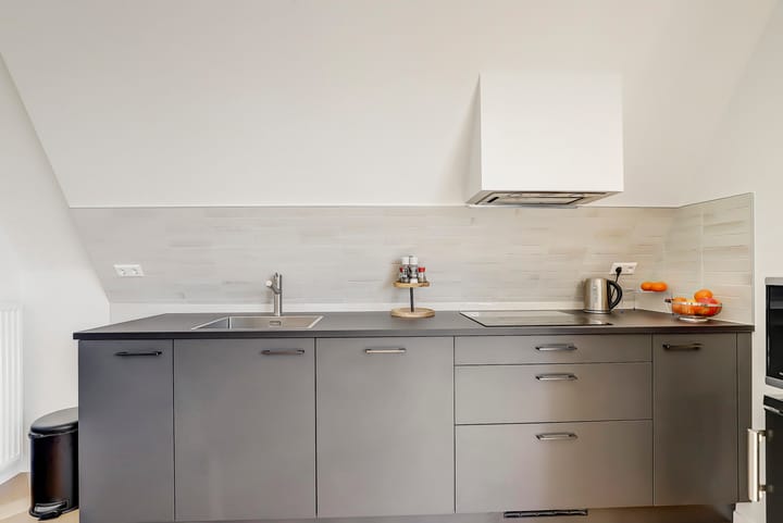 Photo 8 of Sint Adriaanstraat 7-C