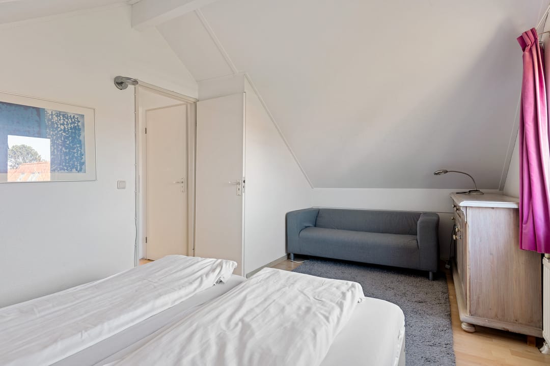 Foto 22 van De Witte Raaflaan 169