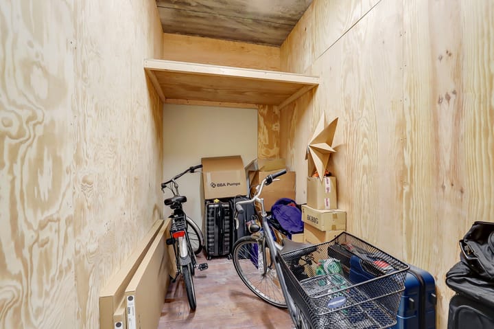 Photo 21 of Sint Adriaanstraat 7-C