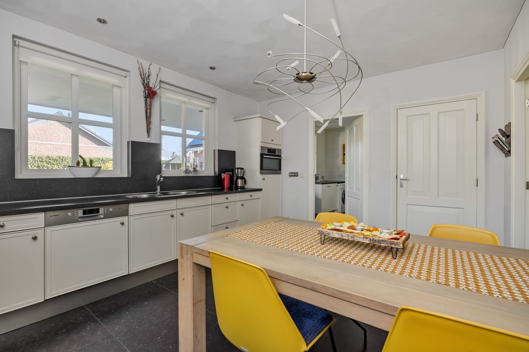 Foto 13 van Dissel 20