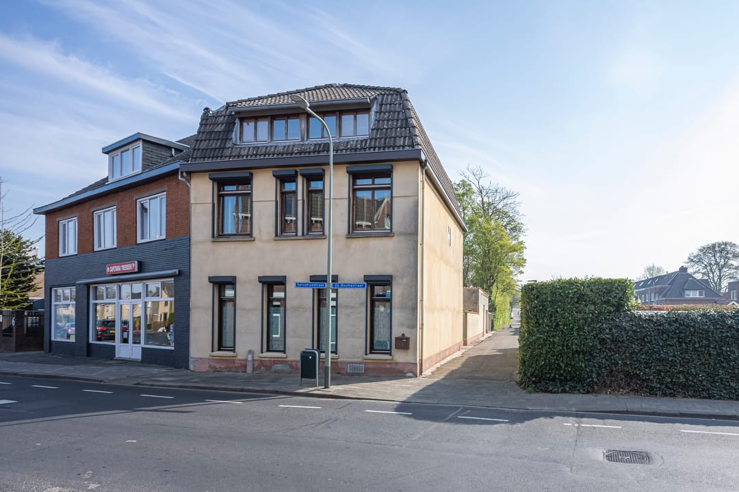 Photo 1 of Servatiusstraat 2