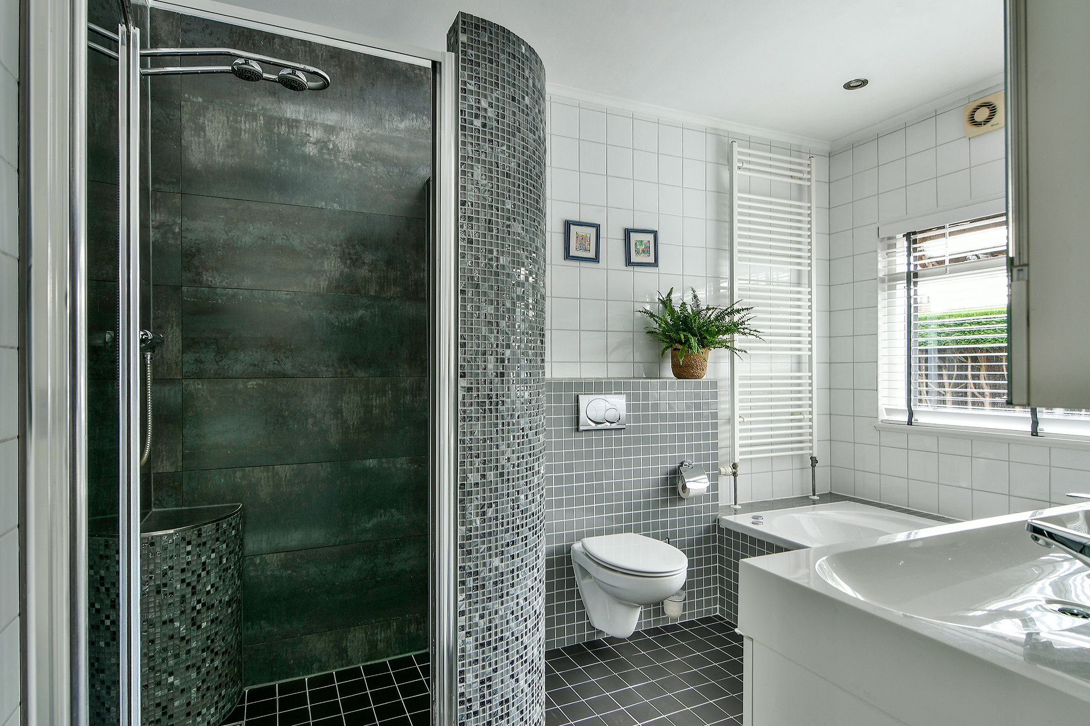 Photo 15 of Raiffeisenstraat 13