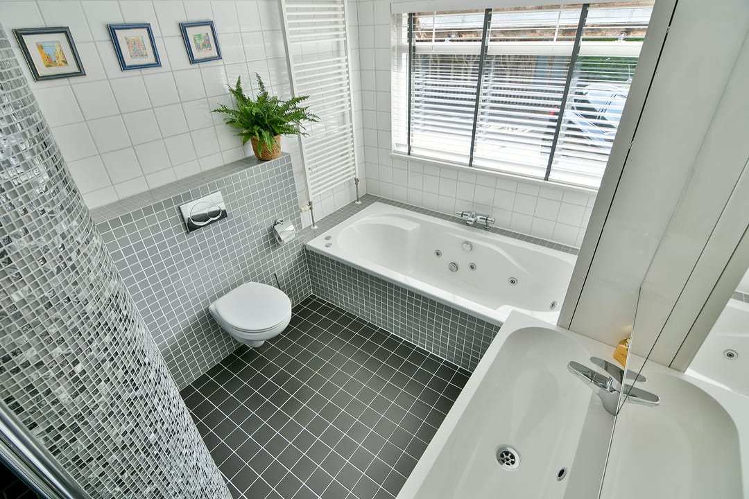 Photo 17 of Raiffeisenstraat 13