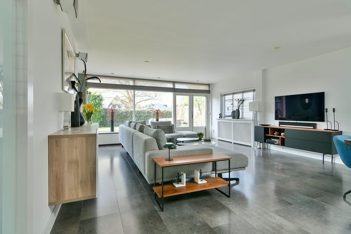 Foto 19 van Raiffeisenstraat 13