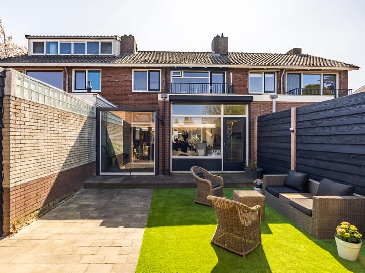 Foto 28 van Lintelostraat 11