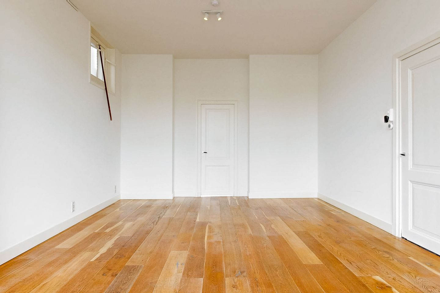 Foto 10 van Zoeterwoudsesingel 6