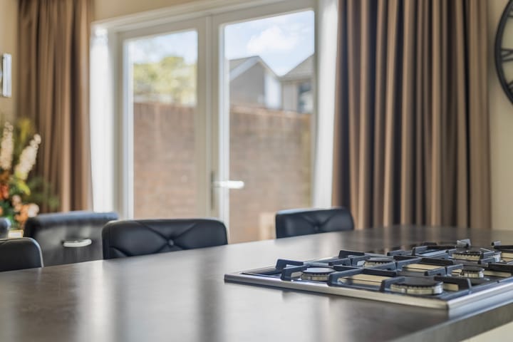 Foto 10 van Zaltbommelseweg 52