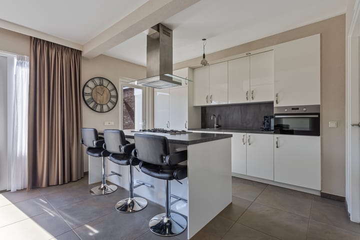 Foto 17 van Zaltbommelseweg 52