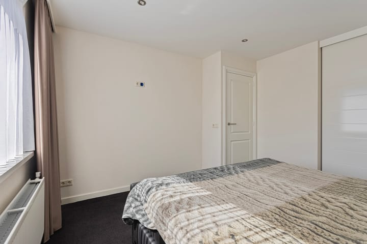 Foto 29 van Zaltbommelseweg 52