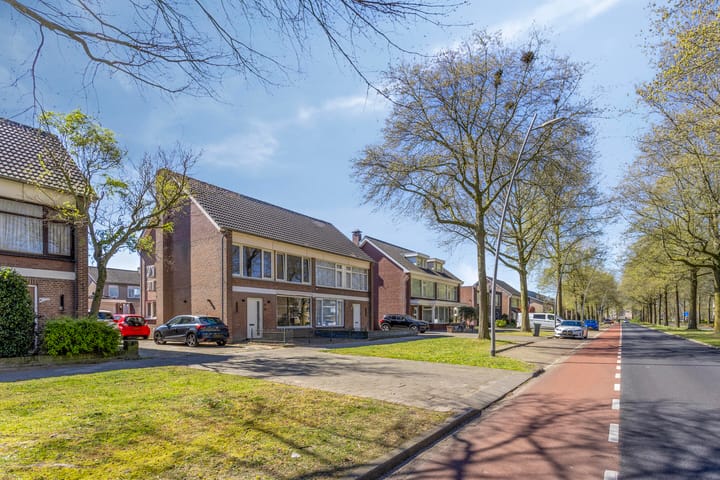 Foto 40 van Zaltbommelseweg 52