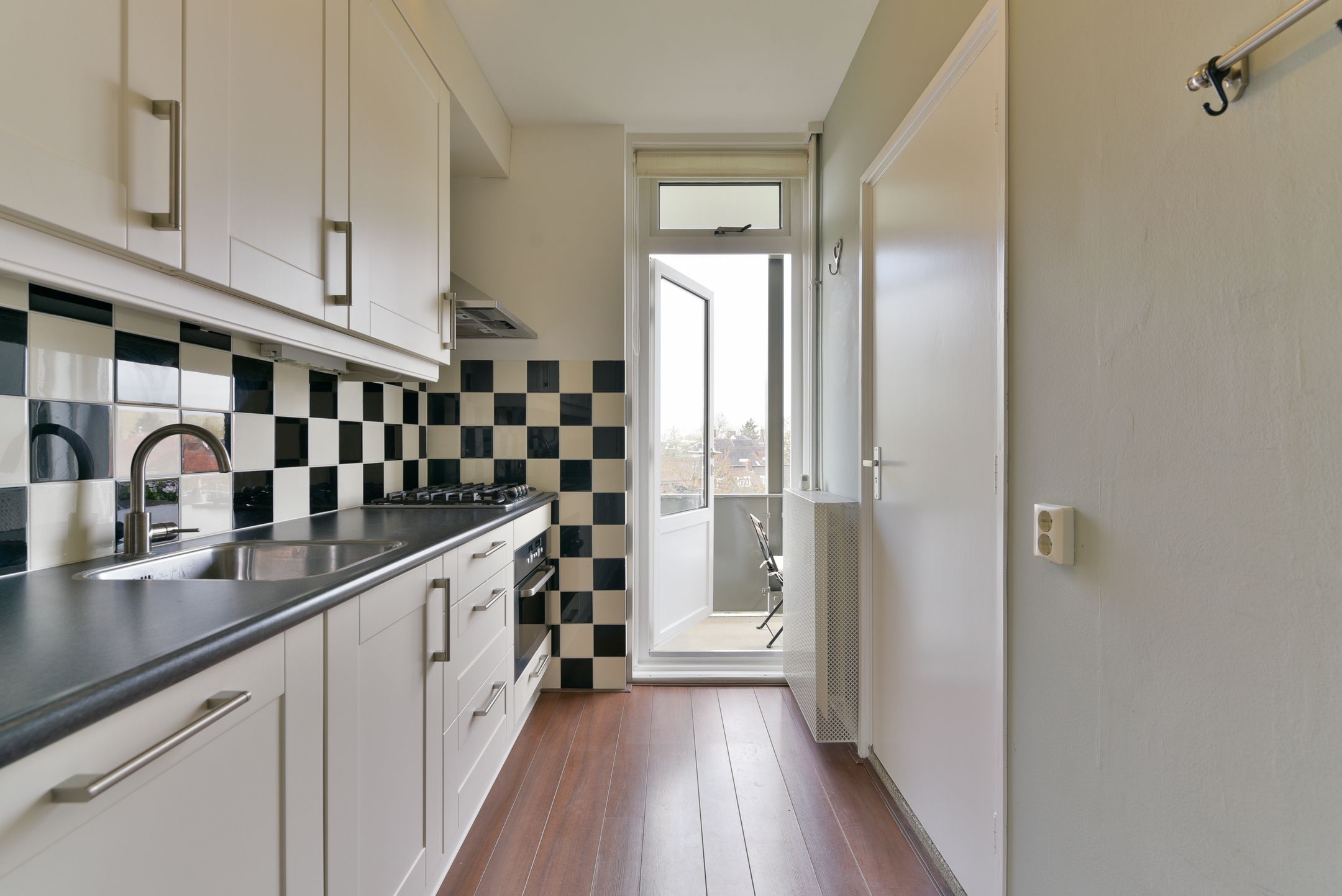 Photo 21 of Nicolaas Maesstraat 66