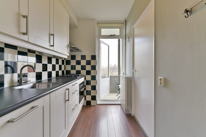 Foto 21 van Nicolaas Maesstraat 66