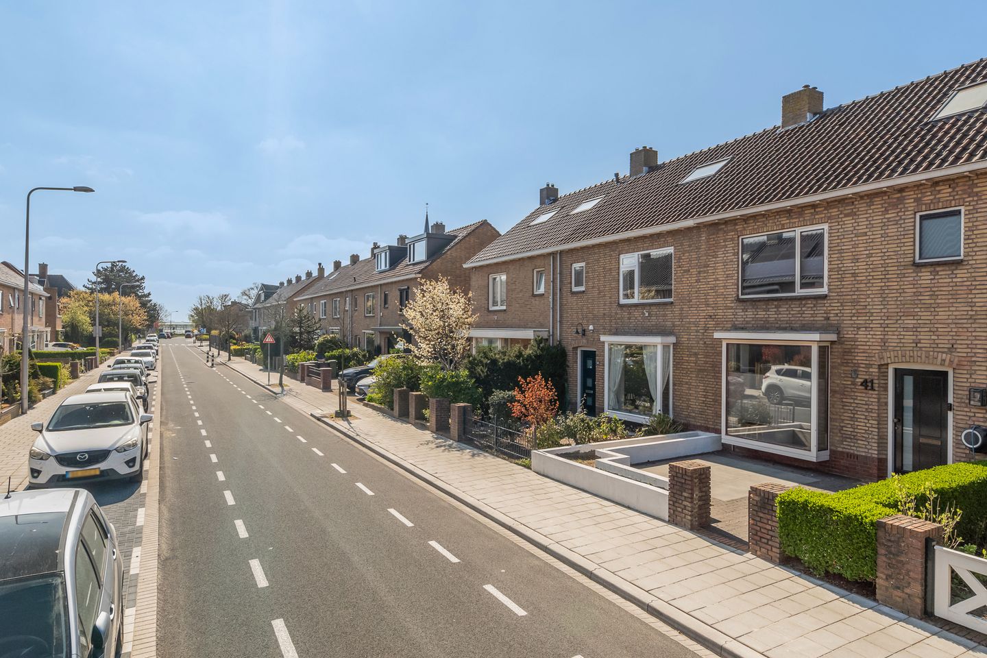 Foto 49 van Burgemeester Kampschöerstraat 43