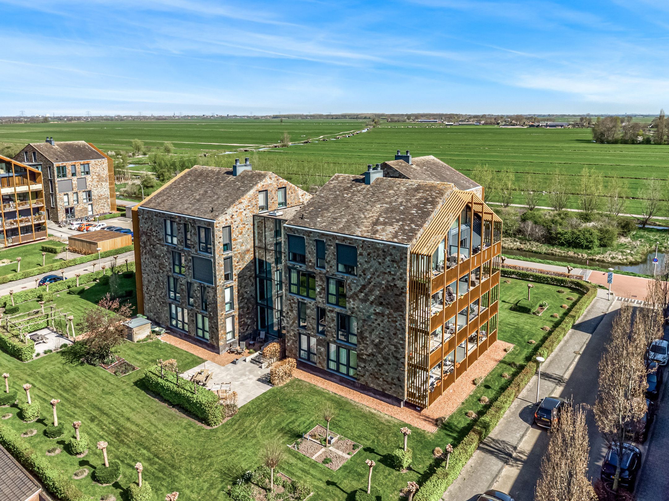 Photo 30 of Garen 12