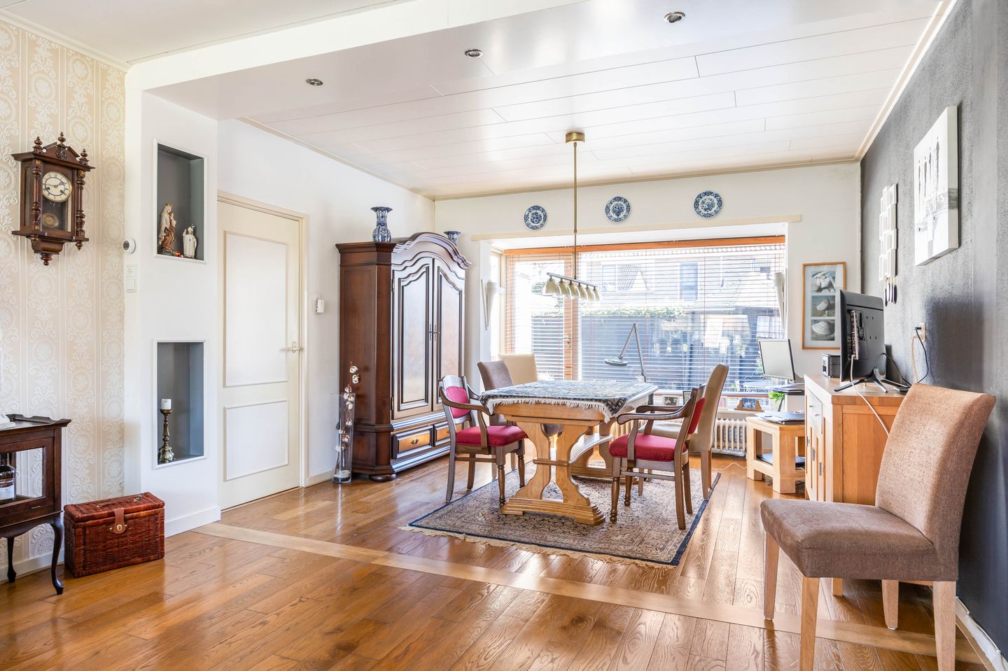 Photo 19 of Hertog van Saxenlaan 44