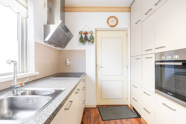 Photo 24 of Hertog van Saxenlaan 44