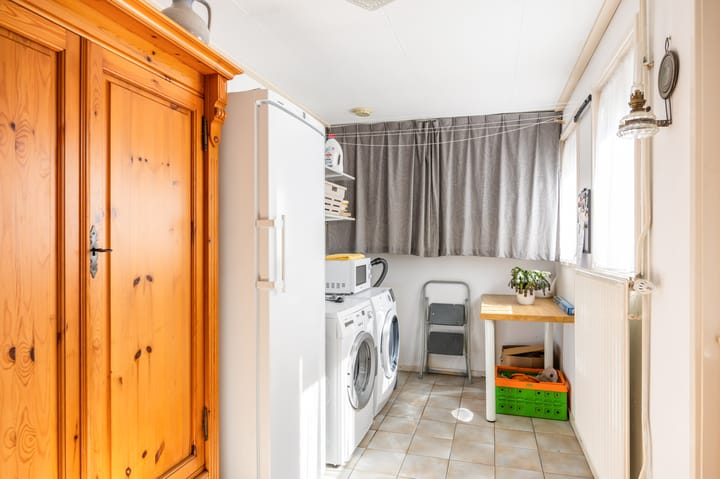 Photo 25 of Hertog van Saxenlaan 44