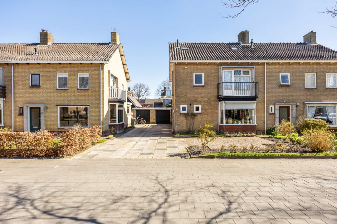 Photo 56 of Hertog van Saxenlaan 44