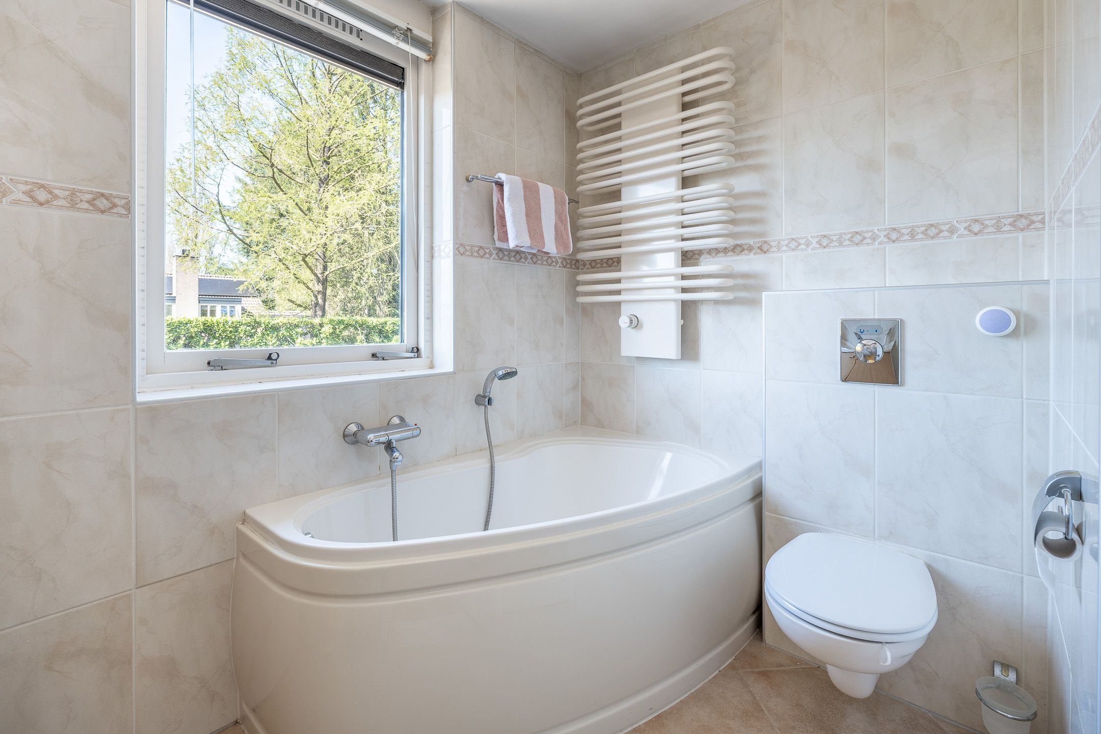 Photo 21 of Pater de Leeuwweg 31