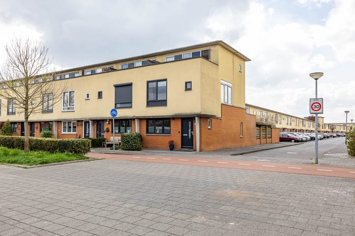 Foto 4 van James Baldwinstraat 52