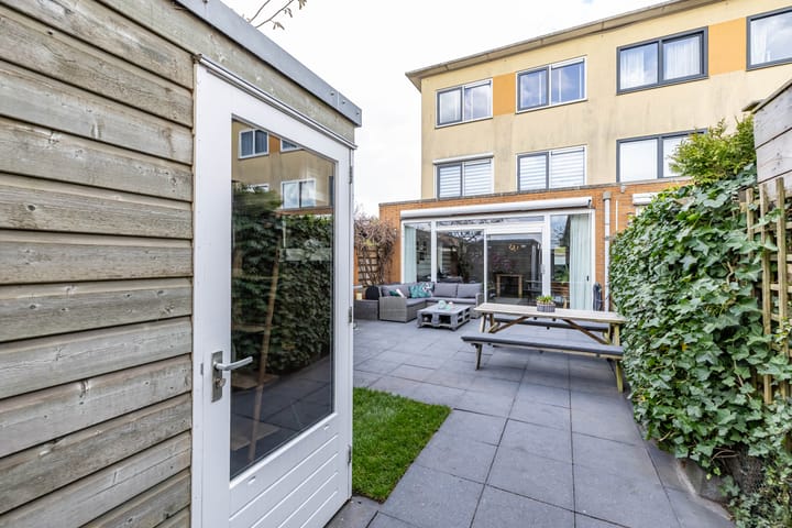 Foto 19 van James Baldwinstraat 52