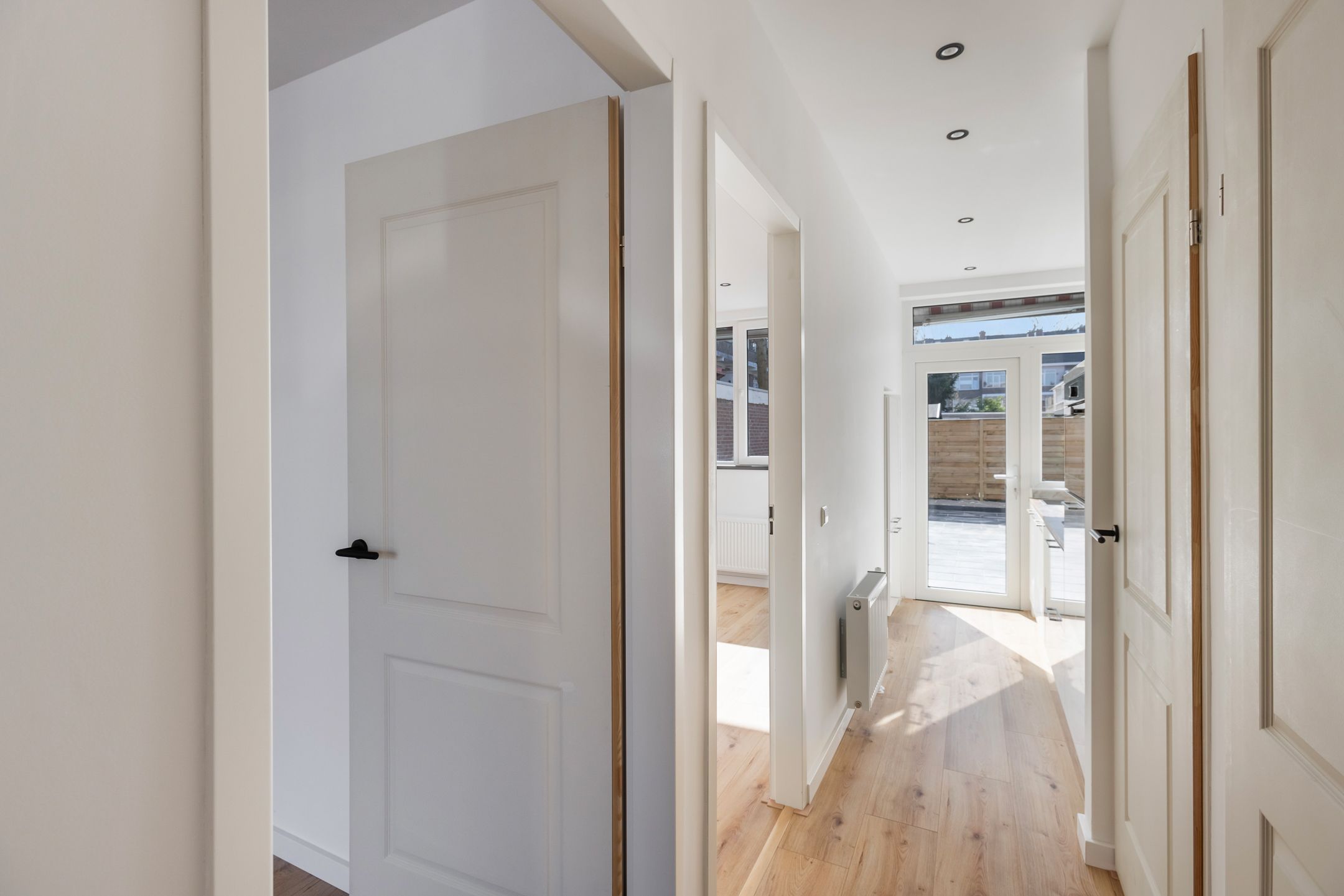 Foto 9 van Linnaeusstraat 314