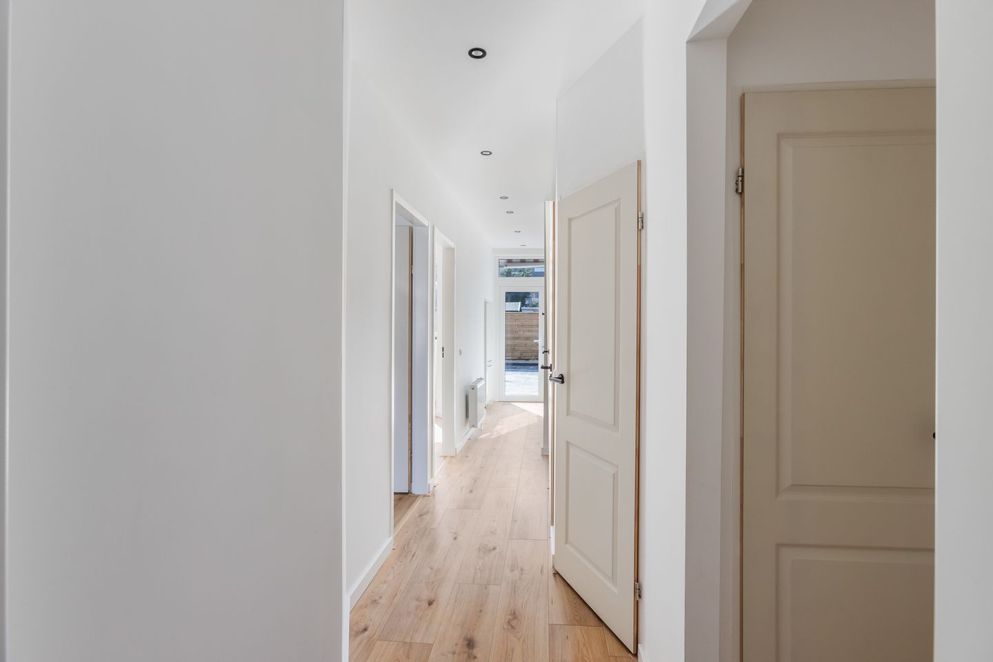 Foto 20 van Linnaeusstraat 314