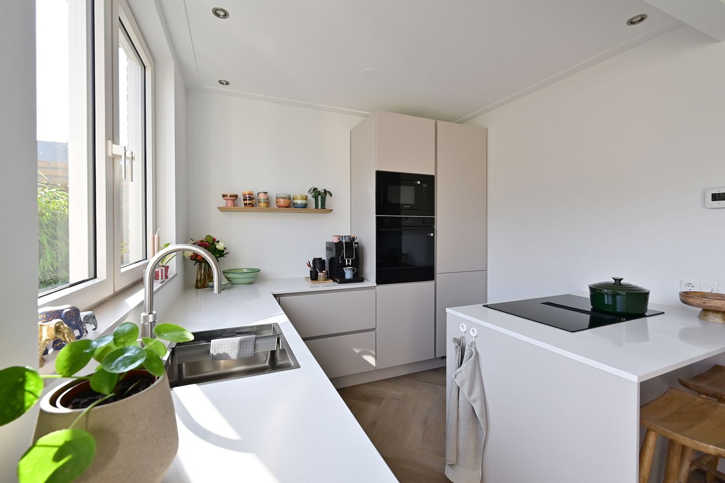 Foto 10 van Hendrik Willem Mesdaglaan 4