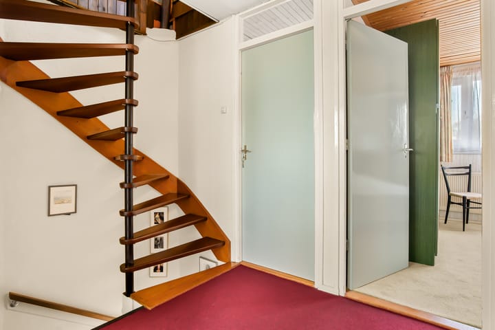 Foto 20 van Robert Kochlaan 145