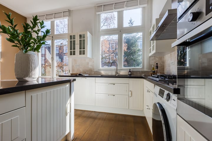 Foto 11 van Uithoornstraat 45-2