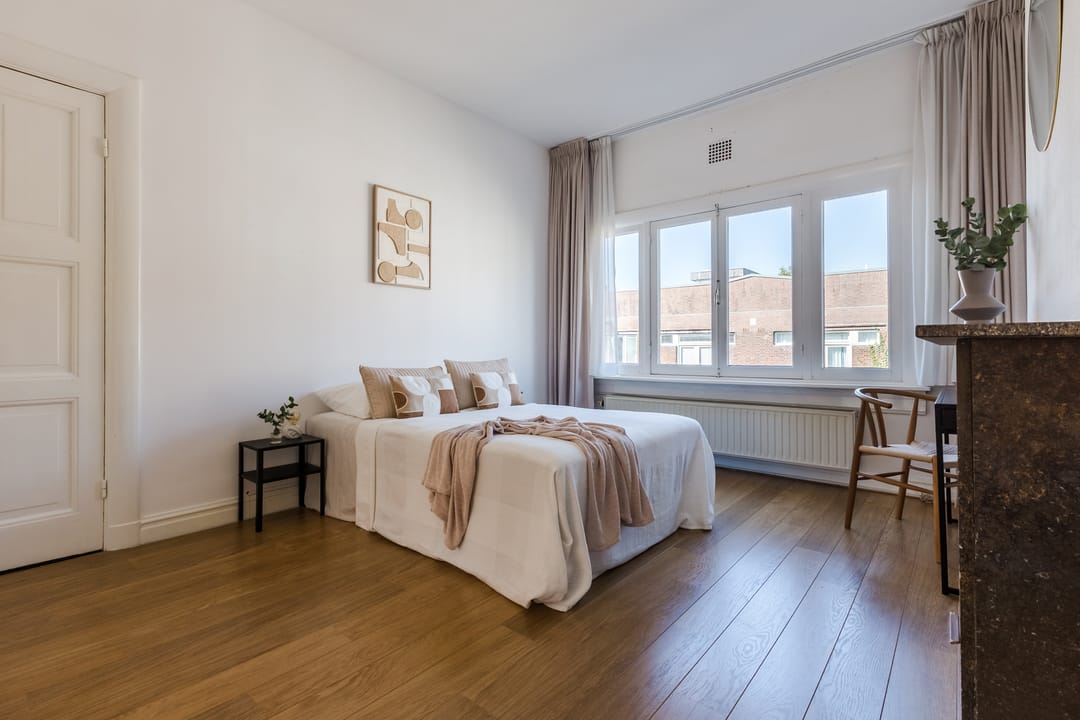 Photo 13 of Uithoornstraat 45-2