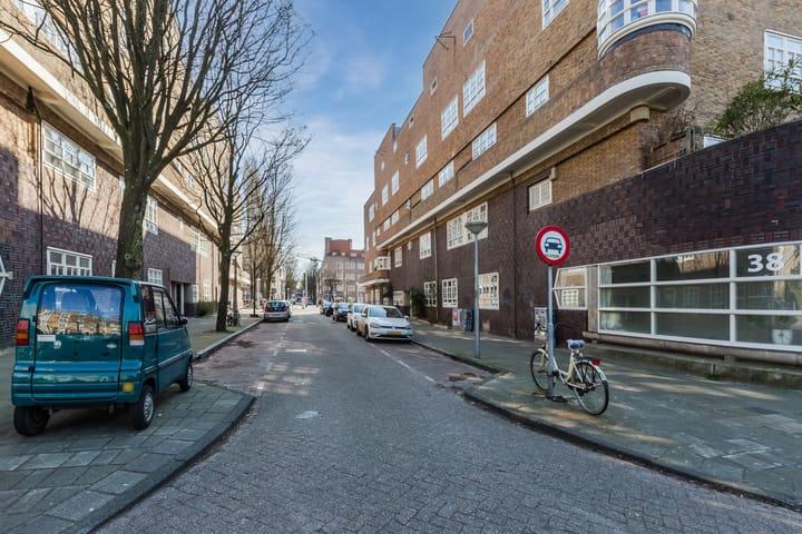 Foto 25 van Uithoornstraat 45-2