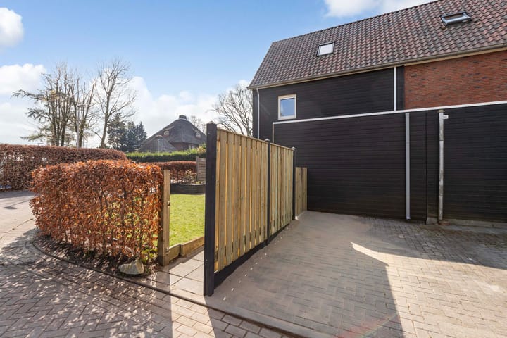 Foto 3 van Klein Canada 31