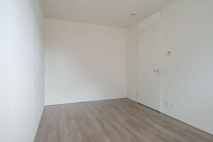 Foto 20 van Meerten Verhoffstraat 10-B5