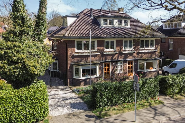 Foto 1 van Mr. Van Hasseltlaan 32