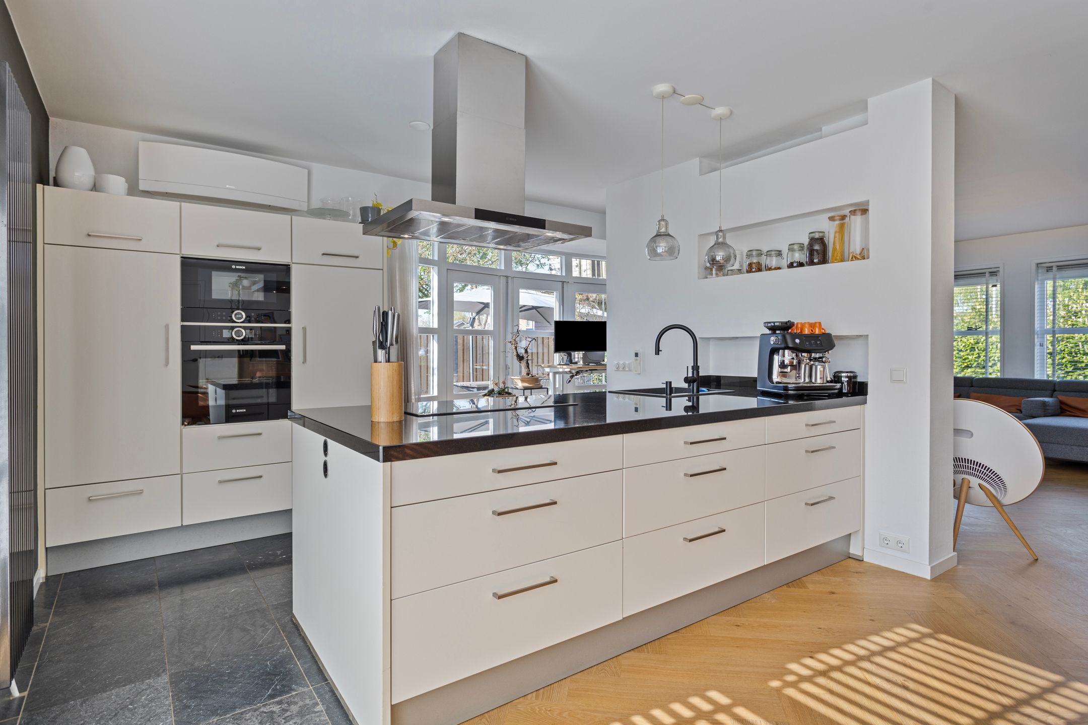 Foto 18 van Klaphekstraat 11-B