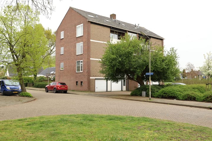 Foto 2 van Van Eedenlaan 8