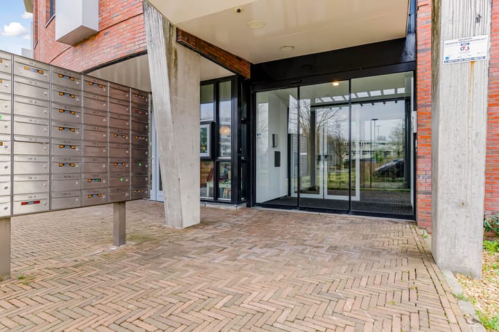 Foto 5 van Louis Armstrongweg 54-C