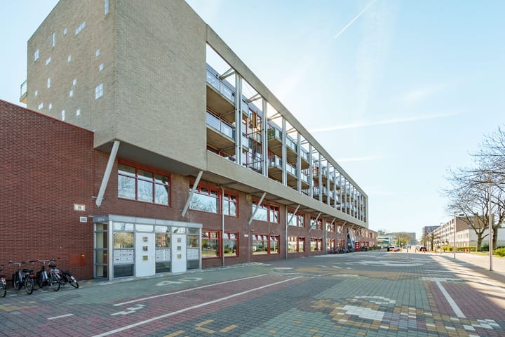 Photo 2 of Trumanlaan 56-B