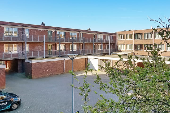 Foto 9 van Molukkenstraat 47