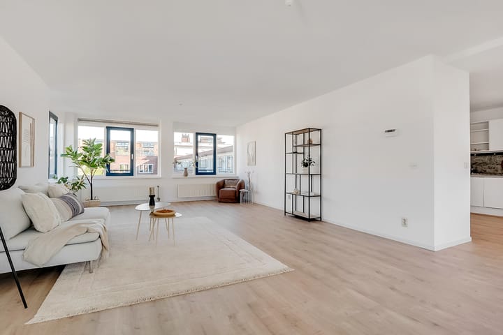 Foto 21 van Molukkenstraat 47