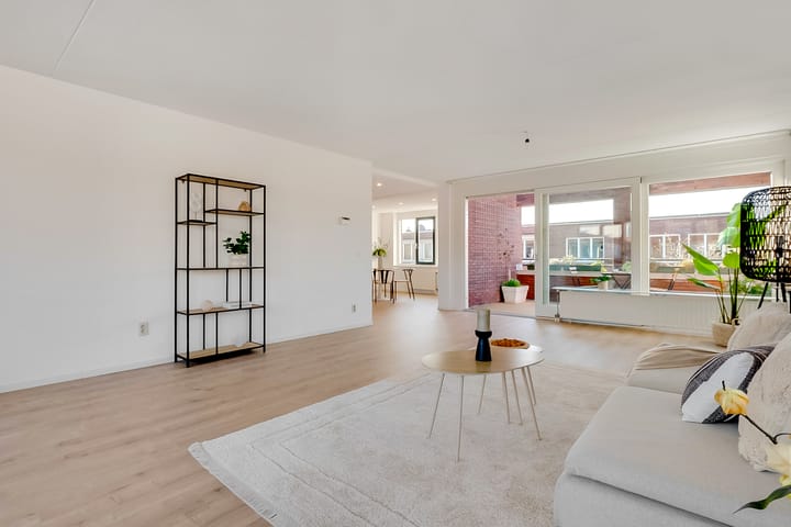 Foto 23 van Molukkenstraat 47