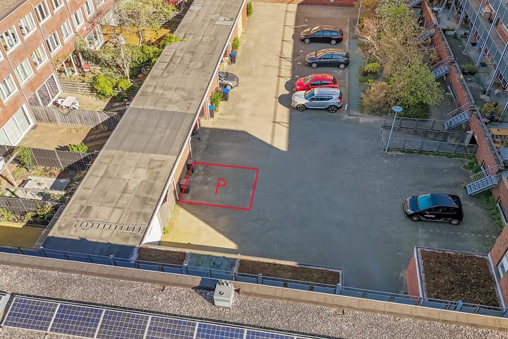 Foto 44 van Molukkenstraat 47