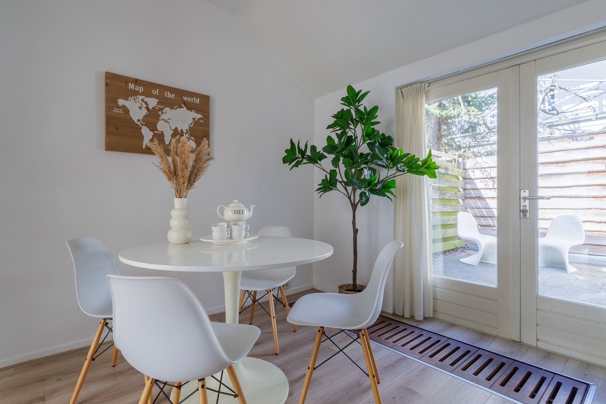 Photo 18 of Nieuwe Blekerstraat 121