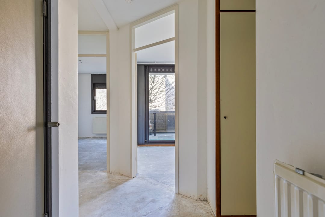 Photo 11 of Sint Josephstraat 104