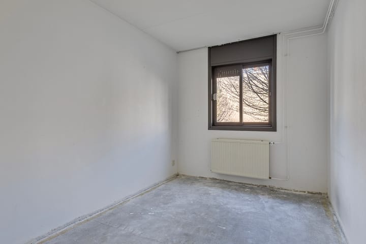 Photo 12 of Sint Josephstraat 104